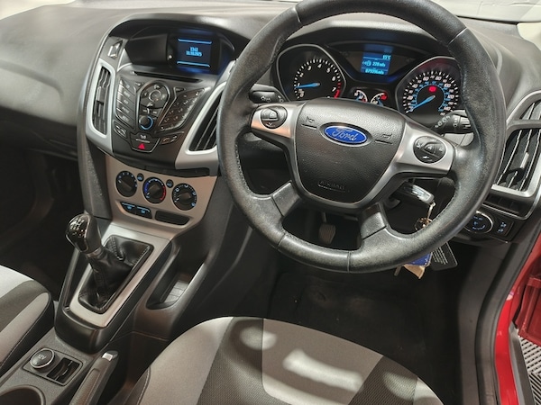 Used Ford Focus 2013 for sale - 76245590: Photo 31