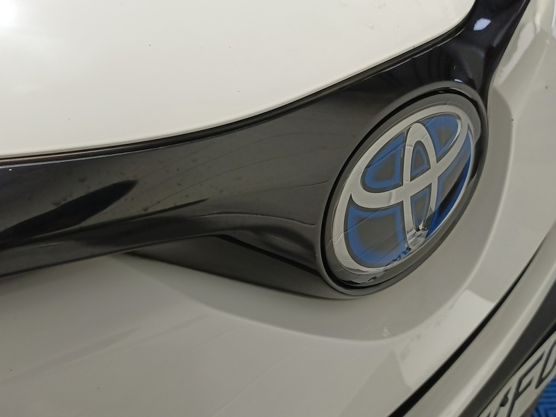 Used Toyota C-HR 2019 for sale - 77617844: Photo 11