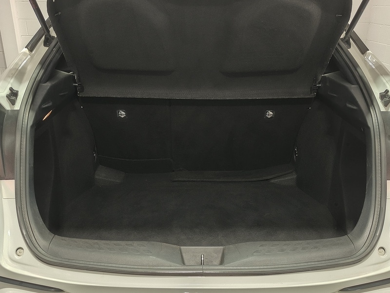 Used Toyota C-HR 2019 for sale - 77617844: Photo 22