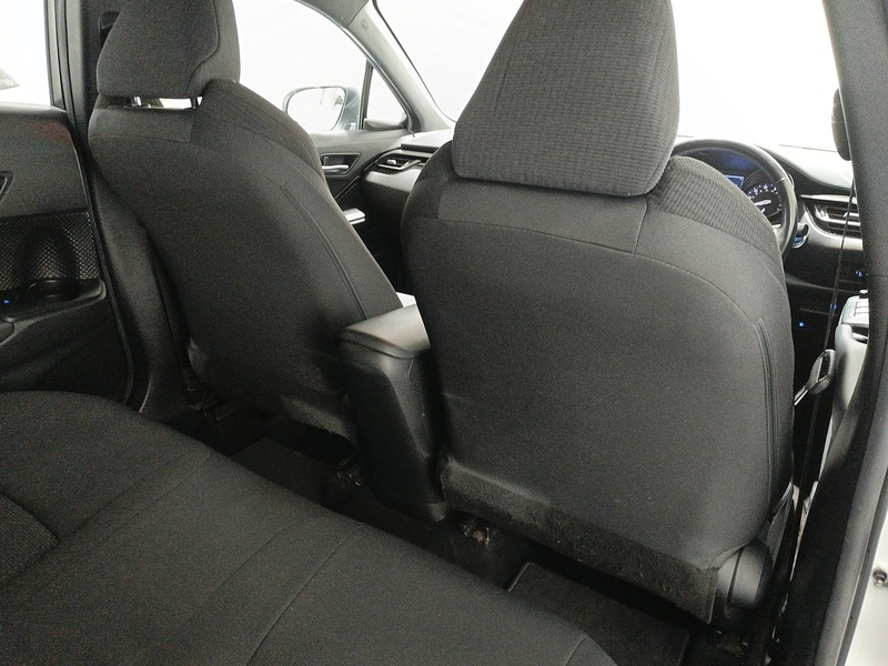 Used Toyota C-HR 2019 for sale - 77617844: Photo 27