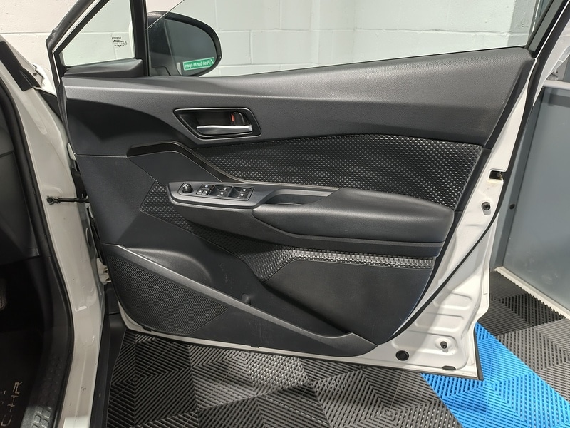 Used Toyota C-HR 2019 for sale - 77617844: Photo 31