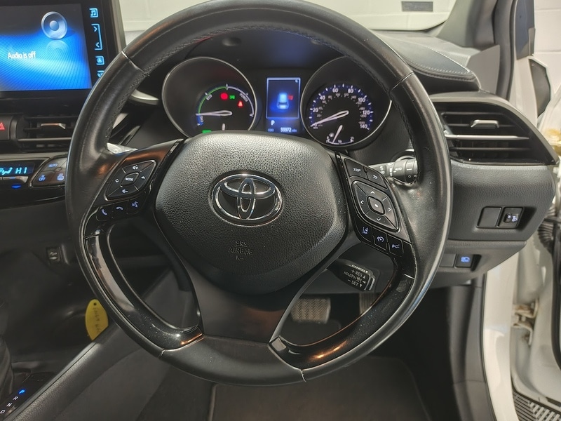 Used Toyota C-HR 2019 for sale - 77617844: Photo 37