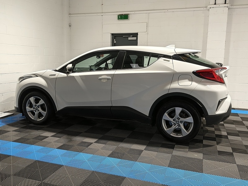 Used Toyota C-HR 2019 for sale - 77617844: Photo 4