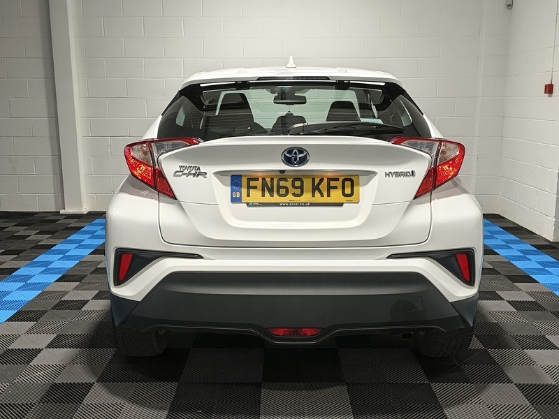Used Toyota C-HR 2019 for sale - 77617844: Photo 7