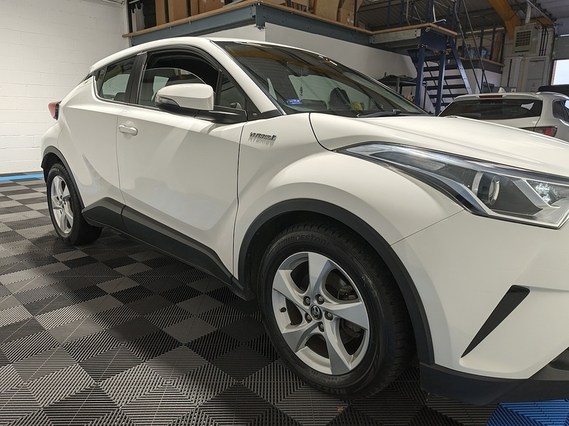 Used Toyota C-HR 2019 for sale - 77617844: Photo 9