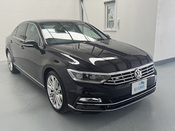 Used Volkswagen Passat 2017 for sale - 75626134: Photo