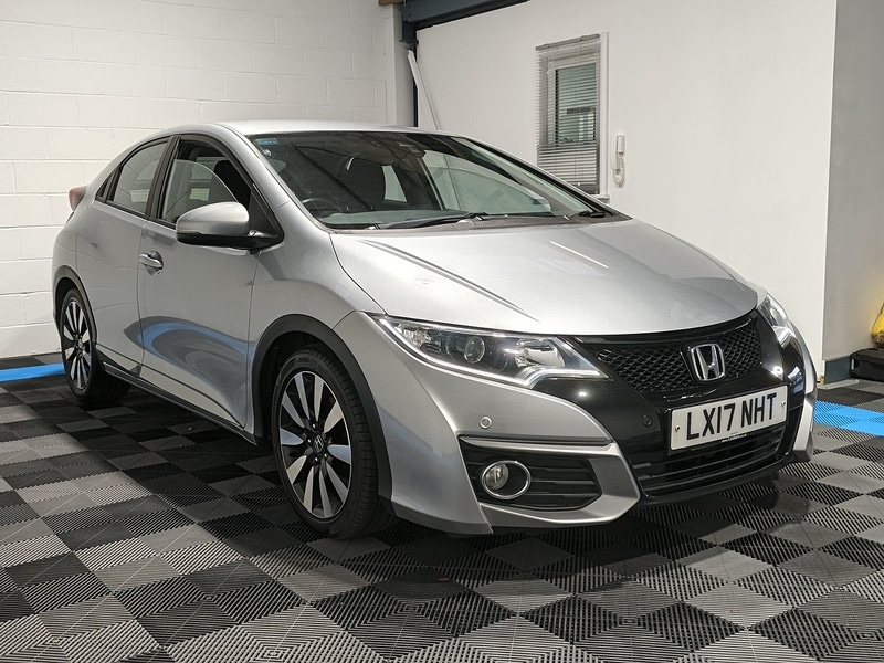 Used Honda Civic 2017 for sale - 76798874: Photo 1