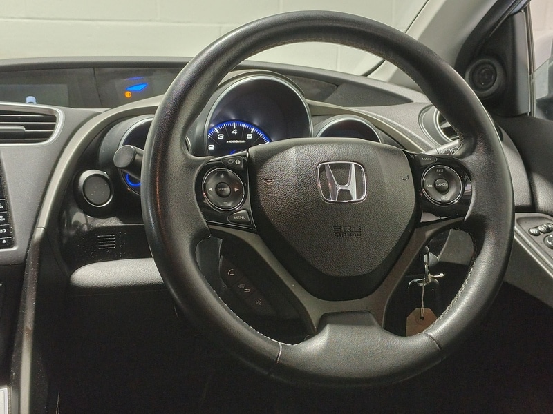 Used Honda Civic 2017 for sale - 76798874: Photo 26