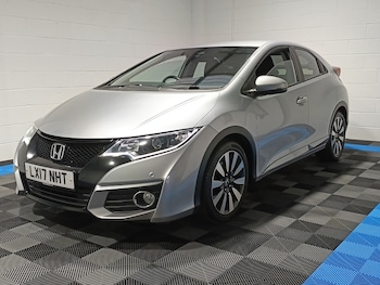 Used Honda Civic 2017 for sale - 76798874: Photo