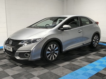 Used Honda Civic 2017 for sale - 76798874: Photo