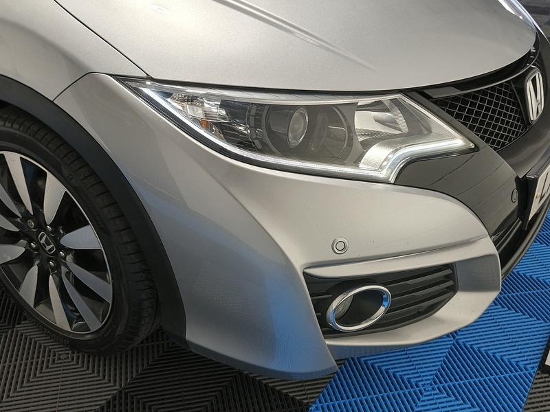 Used Honda Civic 2017 for sale - 76798874: Photo 9