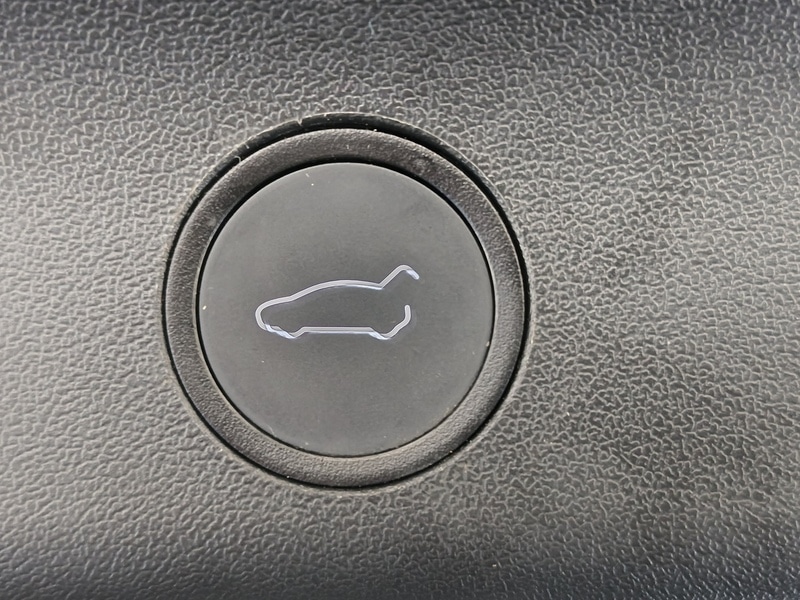 Used Tesla Model Y 2022 for sale - 77342330: Photo 21