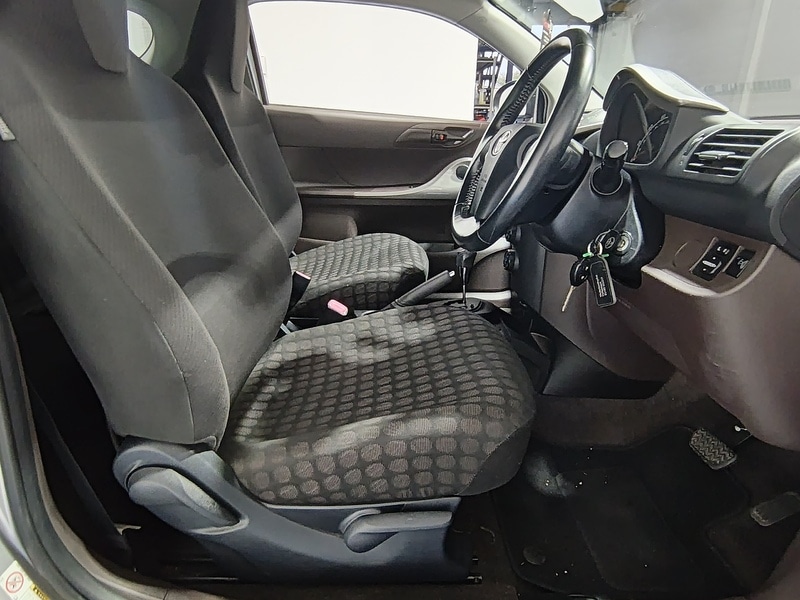 Used Toyota IQ 2009 for sale - 76272667: Photo 16