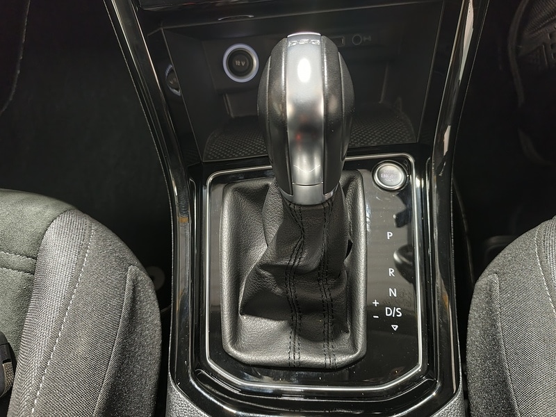 Used Volkswagen Touran for sale - 78027146: Photo 48