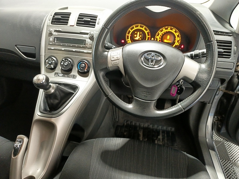 Used Toyota Auris 2007 for sale - 77530308: Photo 25