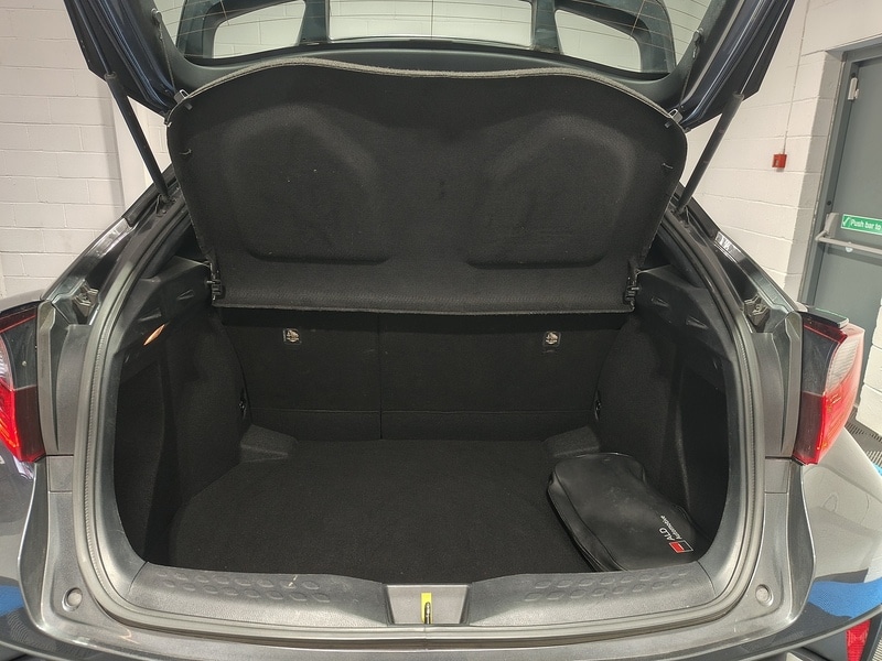 Used Toyota C-HR 2020 for sale - 77693899: Photo 20