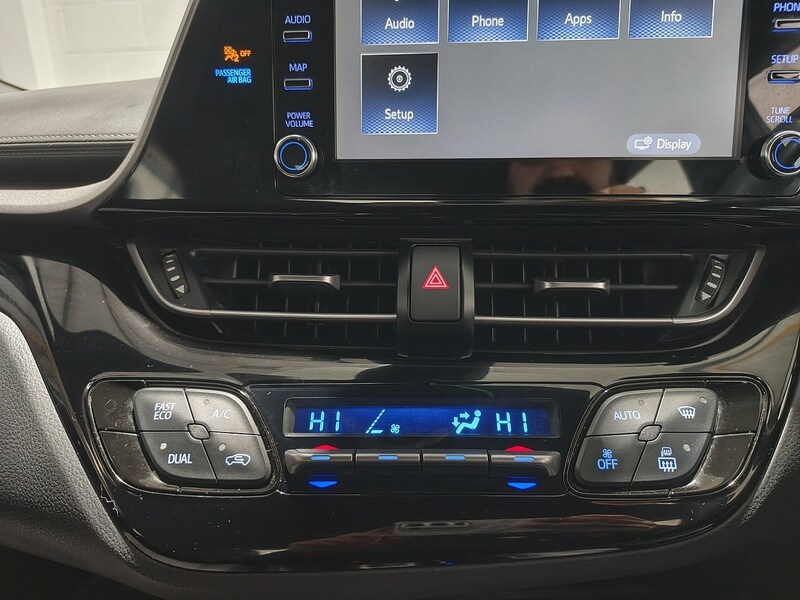 Used Toyota C-HR 2020 for sale - 77693899: Photo 44