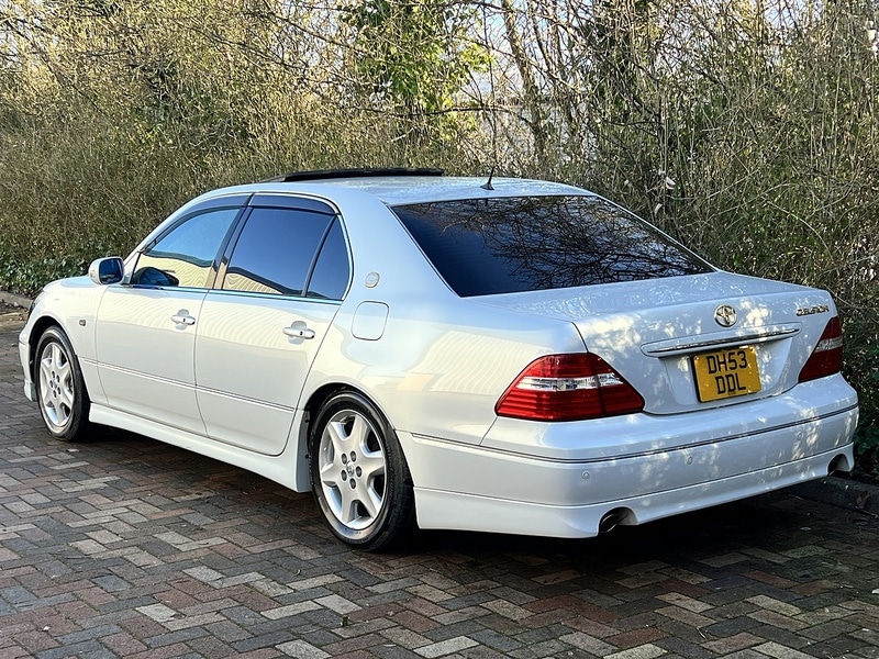 Vehicle 44