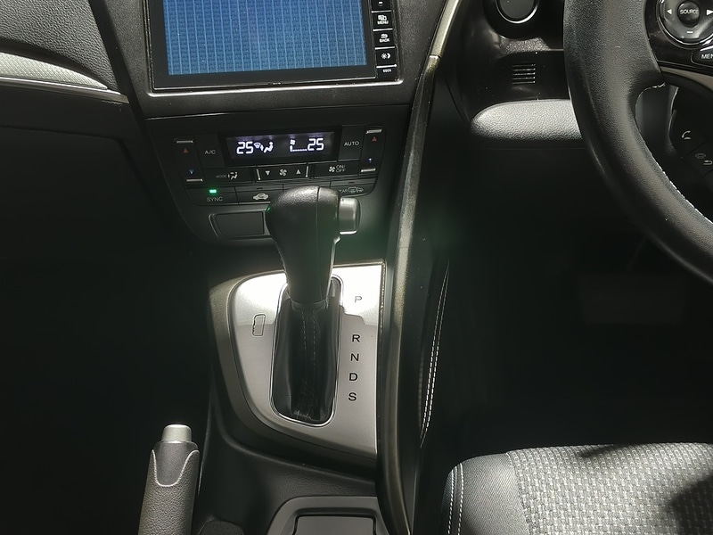 Used Honda Civic 2015 for sale - 76320149: Photo 22