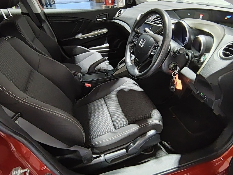 Used Honda Civic 2015 for sale - 76320149: Photo 25