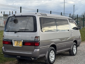 Used Toyota HiAce 1999 for sale - 75309338: Photo