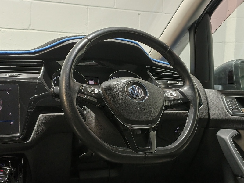 Used Volkswagen Touran 2025 for sale - 77103276: Photo 35