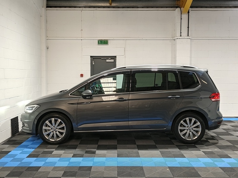 Used Volkswagen Touran 2025 for sale - 77103276: Photo 4