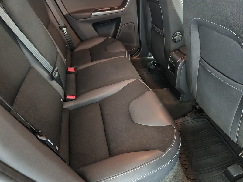 Used Volvo XC60 2011 for sale - 77564116: Photo 26