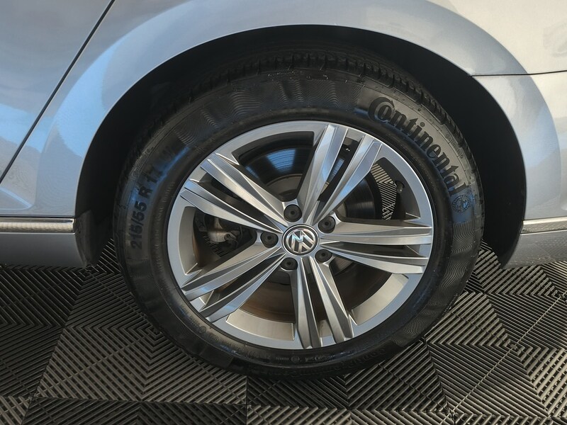 Used Volkswagen Passat for sale - 76524092: Photo 11