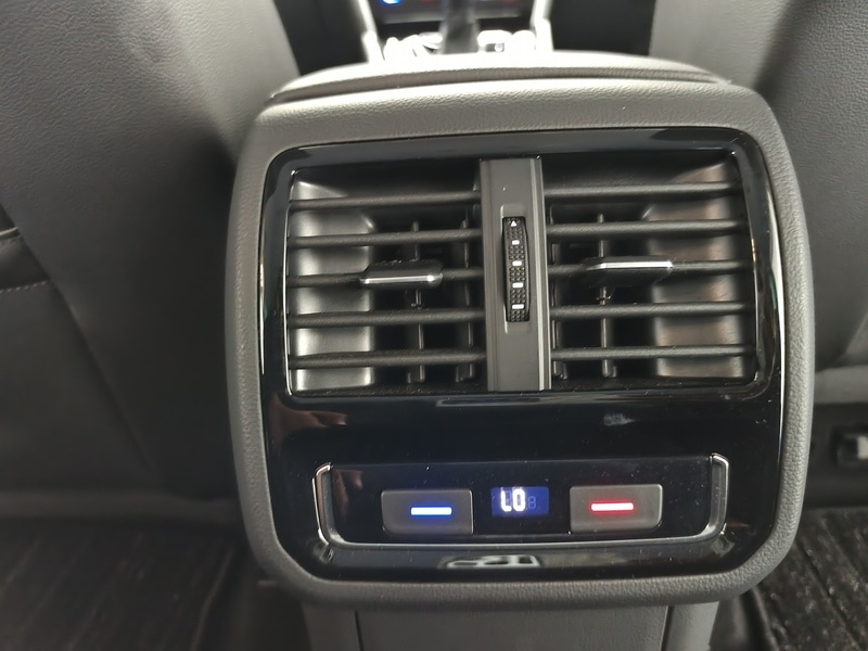 Used Volkswagen Passat for sale - 76524092: Photo 32