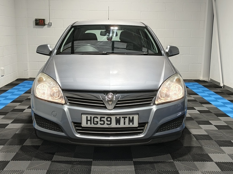 Used Vauxhall Astra 2010 for sale - 76364450: Photo 3