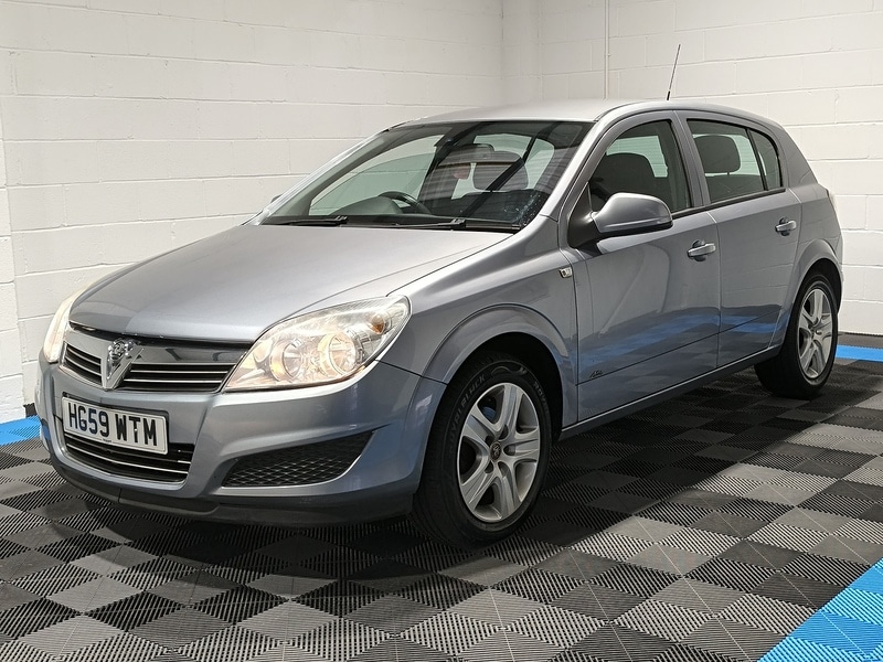 Used Vauxhall Astra 2010 for sale - 76364450: Photo 4