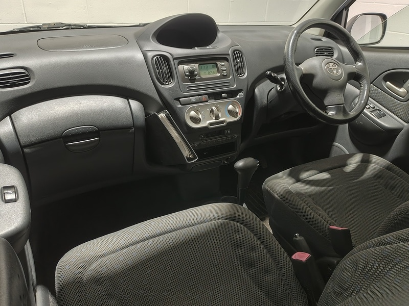 Used Toyota Yaris Verso 2005 for sale - 76665854: Photo 19