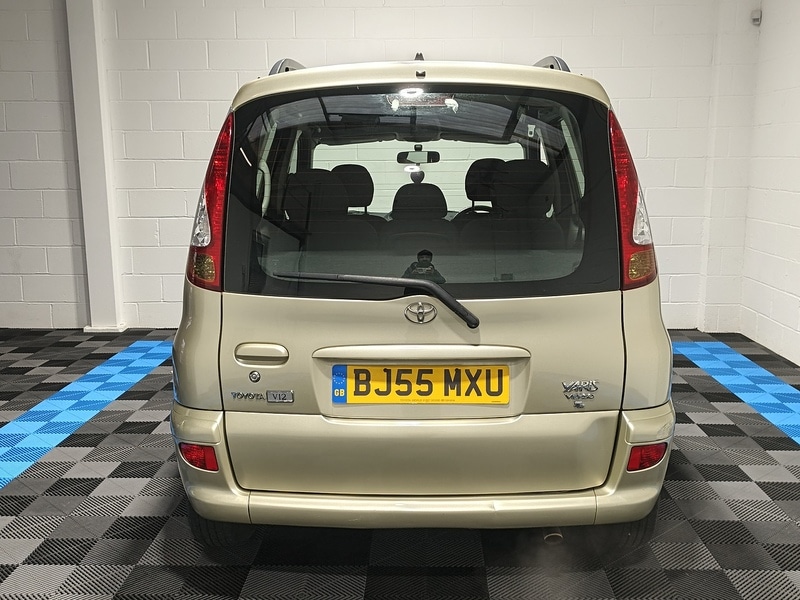 Used Toyota Yaris Verso 2005 for sale - 76665854: Photo 6