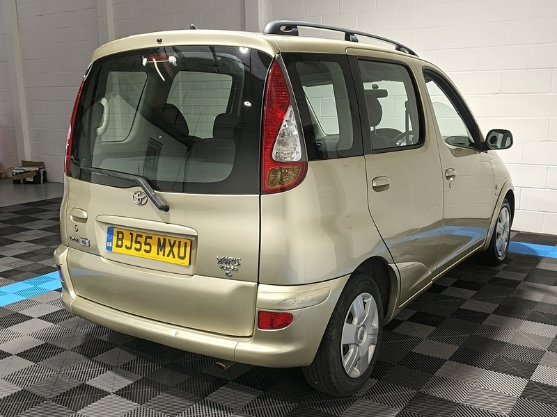 Used Toyota Yaris Verso 2005 for sale - 76665854: Photo 7