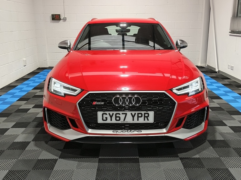 Used Audi RS4 Avant 2018 for sale - 76582978: Photo 2