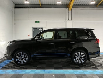Used Lexus LX 2017 for sale - 77107294: Photo