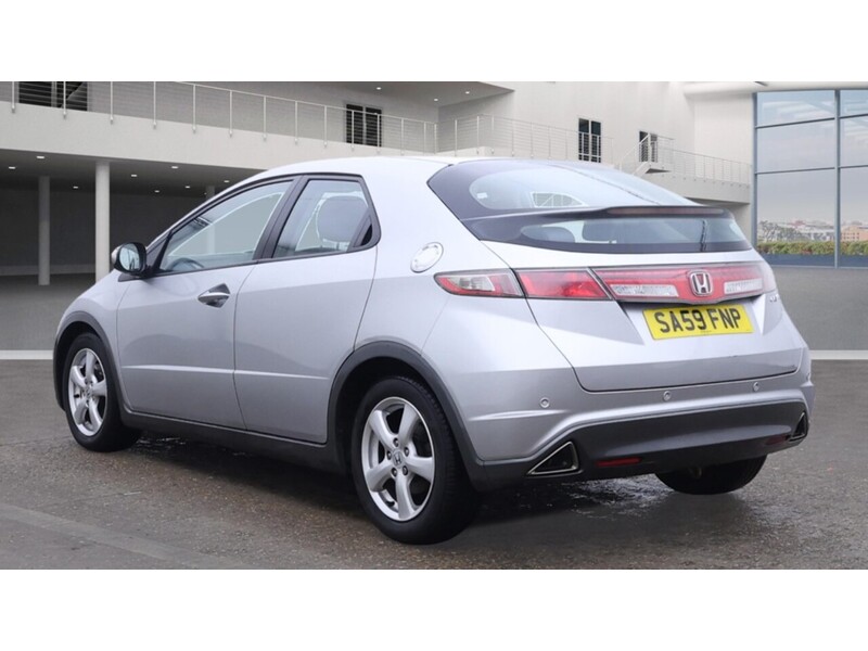 Used Honda Civic 2009 for sale - 76476295: Photo 2