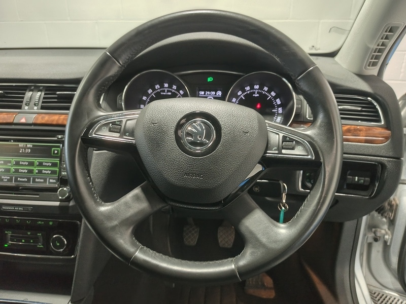 Used Skoda Superb 2014 for sale - 78083721: Photo 34