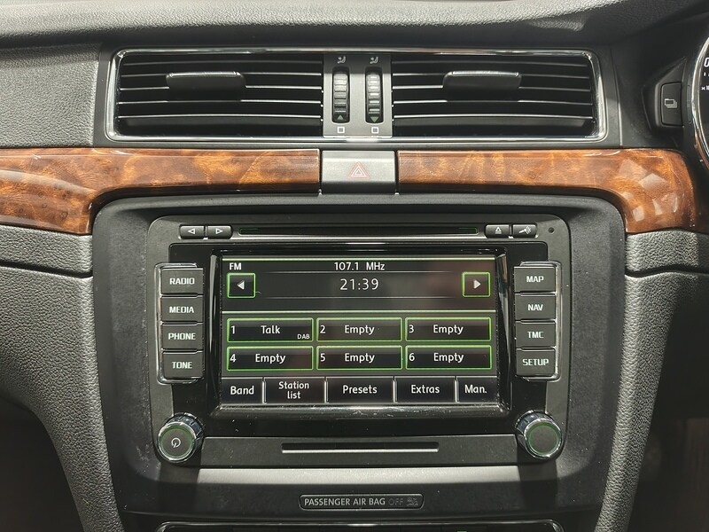 Used Skoda Superb 2014 for sale - 78083721: Photo 35