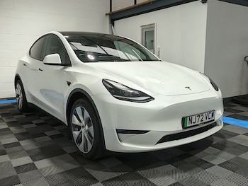 Tesla - Model Y