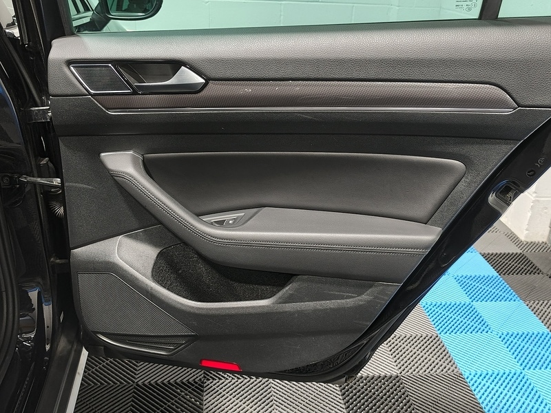 Used Volkswagen Passat for sale - 77103278: Photo 20