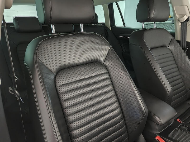 Used Volkswagen Passat for sale - 77103278: Photo 32