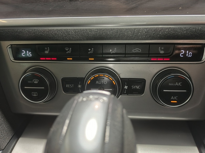 Used Volkswagen Passat for sale - 77103278: Photo 39