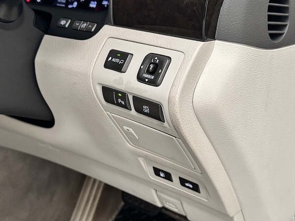 Used Lexus LS 2008 for sale - 75462394: Photo 44