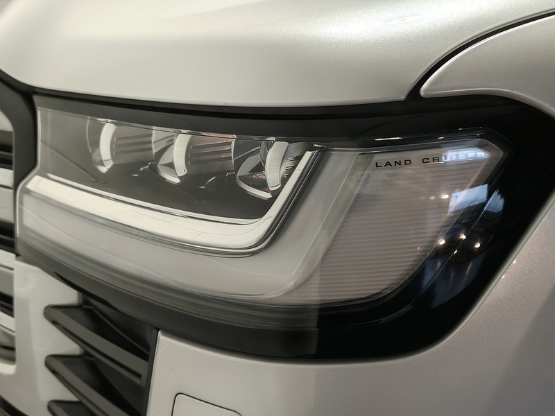 Used Toyota Land Cruiser for sale - 77245067: Photo 10