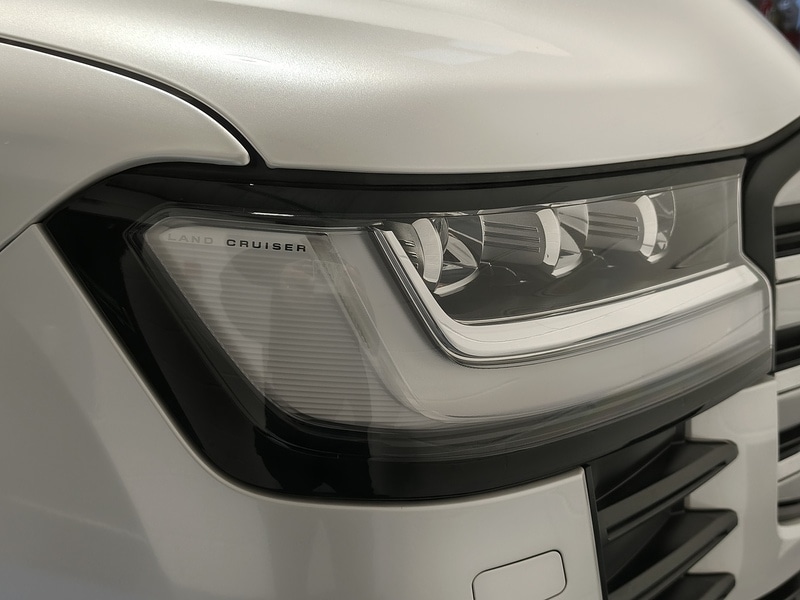 Used Toyota Land Cruiser for sale - 77245067: Photo 12