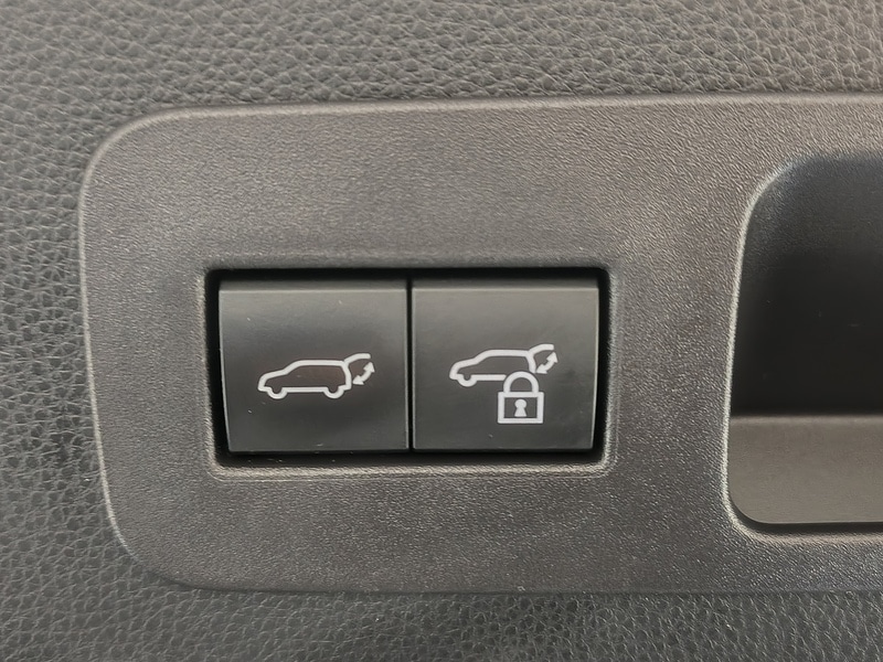 Used Toyota Land Cruiser for sale - 77245067: Photo 23