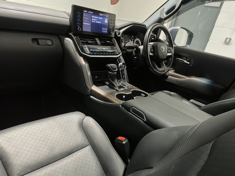 Used Toyota Land Cruiser for sale - 77245067: Photo 31