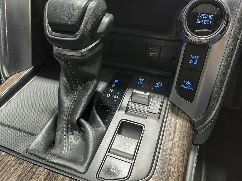 Used Toyota Land Cruiser for sale - 77245067: Photo 57